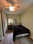 Trail 10 Hideaway, Entire Apartment in Freeman, WV