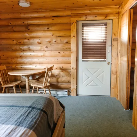 Bunkhouse 4 at Gallatin Canyon Cabins