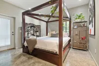 Eclectic & Romantic - Walk to Historic Downtown Harpers Ferry - 3-Star