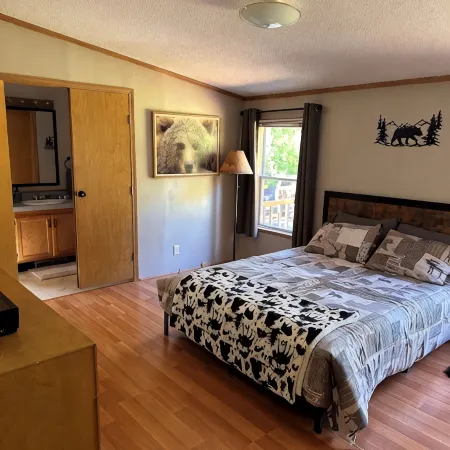 River Front Cabin