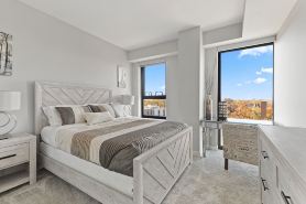 "Hope of Evanston" 180°view, 2BDR +2Bath Urban luxury