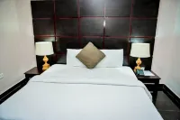 Crest Hotel - 3 звезды