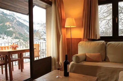 Aparthotel Sarrato - Apartments