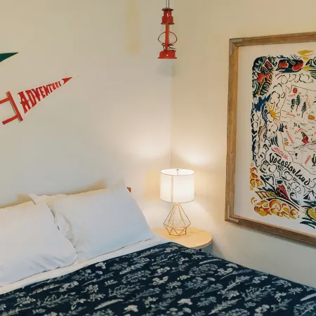 Pet & Family Friendly 3 Bedroom Home in Heart of Thatcher 대쳐 호텔