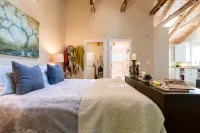 Cottage In The Woods - Apartments