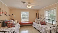 SOUTH BEACH's Closest Home • AQUA COTTAGE • Comfy Cozy Fun Seaside Vero Beach - Beach