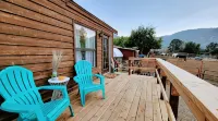 Tiny house experience with horses, goats and pigs. Near Sequoia National Park - 2つ星