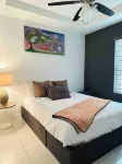 Cozy stay in Mission - With Pool & Patio - WiFi