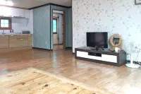 Yangsan Sangol Pension - مبيت وإفطار