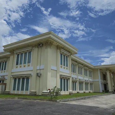 Bajau Bay Hotel & Resort