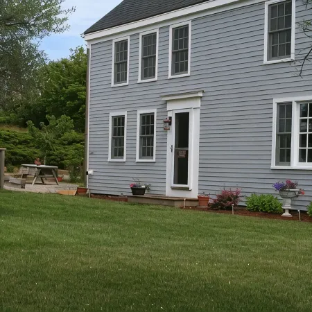 Great Location /3 Bedroom/Bay View /Pond Village Area