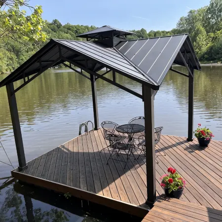 Hilltop Lakefront Historical Home w/ SPECTACULAR VIEW 40 min from Washington DC!