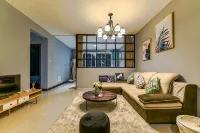 Magpie Homestay (Huochang Road) - Condos
