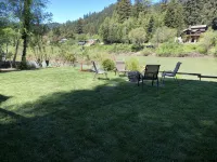 Wildwood Gardens Scenic Rustic Vacation Retreat on the River - Wifi