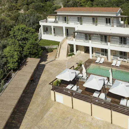 Mercury Beach Hotel