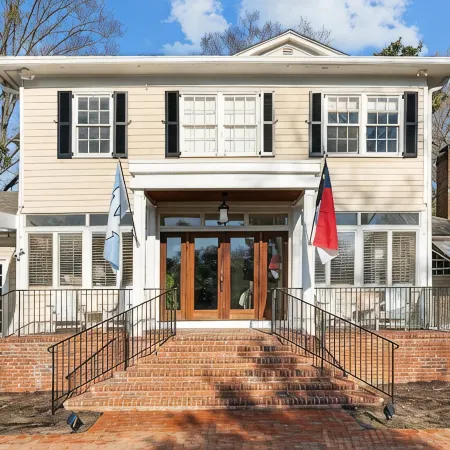 Historic Gem, Steps from UNC & on Franklin St