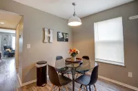 ChampionHill - Pick & Roll into Spooky Nook 2Bd Townhome with Off Street Parking - Wi-Fi