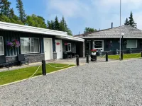 Mystic Isle Motel - 2-Star