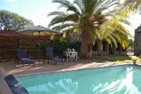Savanna Guest Farm - Pools