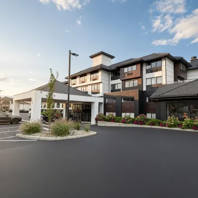 Hotel Kelowna & Conference Centre Hotels near The Harvest Golf Club
