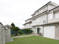 CASTELBARCO HOUSE Hotels near Corviale