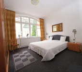 Apartment 12 sea view - 5 stars , own beach chair - de playa