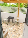 NIZA’S PLACE—Cozy Mountainside Villa with Ocean view. - Wi-Fi
