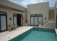 Azure Tropical Pool Villas - فلل