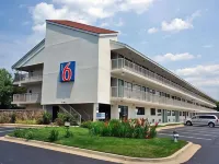 Motel 6 Gaithersburg, DC - Washington Hotels near Bowl America Gaithersburg