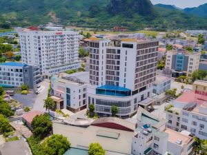 Sakura Hotel Hòa Bình - Khách sạn 4 sao