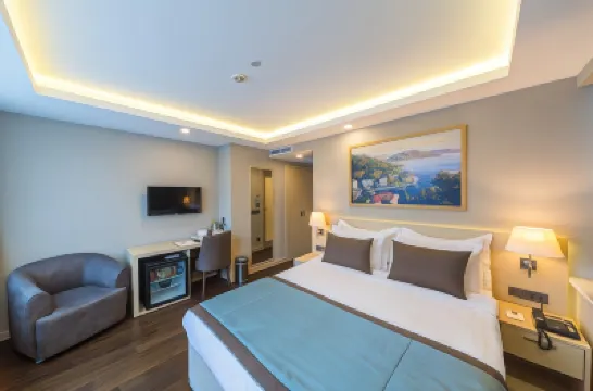Molton Monapart Mecidiyekoy Hôtels à proximité de : Centre commercial Axis Istanbul