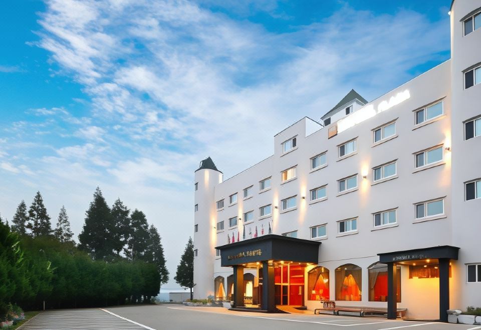 Anmyeon Plaza Hotel