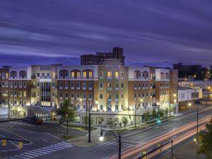 Staybridge Suites Montgomery - Downtown