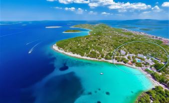 Colentum Resort Murter