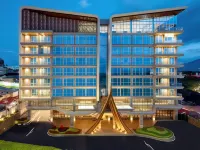 Hotel Santika Bukittinggi Hotels near Bukit Tinggi Park & Zoo