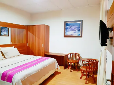Rumah Tamu Guest House Hotels in Cihaur Geulis