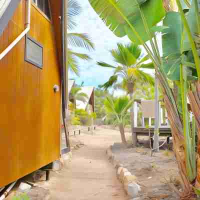 Nomads Magnetic Island Hotel Exterior