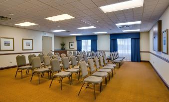 Country Inn & Suites by Radisson, Crystal Lake, IL