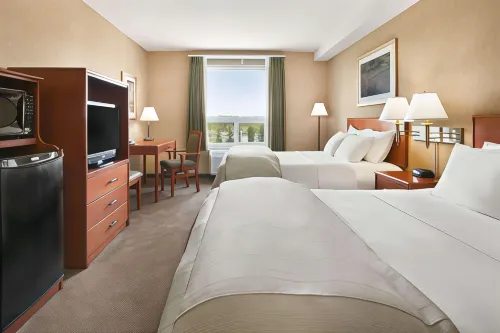 Days Inn & Suites by Wyndham Cochrane Hotels in Cochrane