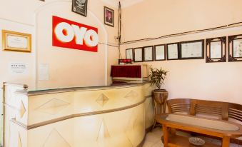 SUPER OYO 2919 Andung Residence