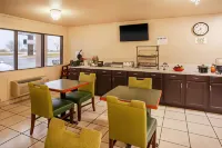 Super 8 by Wyndham Giddings