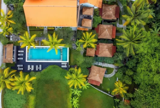 Ubud Sari Health Resort Các khách sạn gần Ubud Music