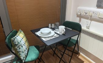 Chic Citispace -1-Bed Apartment Leeds City-WiFi