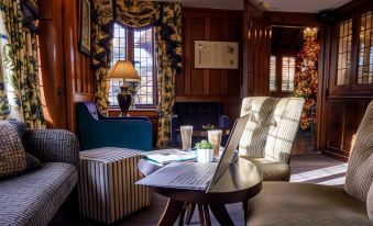 Langshott Manor - Luxury Hotel Gatwick