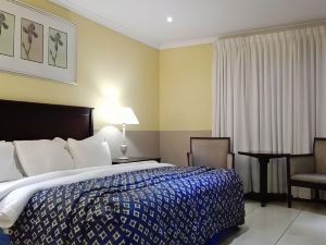 Villa Via Hotel Midrand