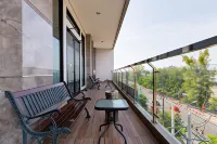 Sans Hotel Rajawali Surabaya by RedDoorz Hotels in Pabean Cantikan