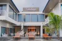 Tabebuya Resto & Resort Hotel di Panggang