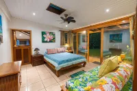 Marks Place Moorea