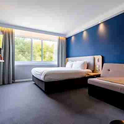 Holiday Inn Express Norwich Rooms