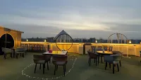 New Master Pyramids Hotel